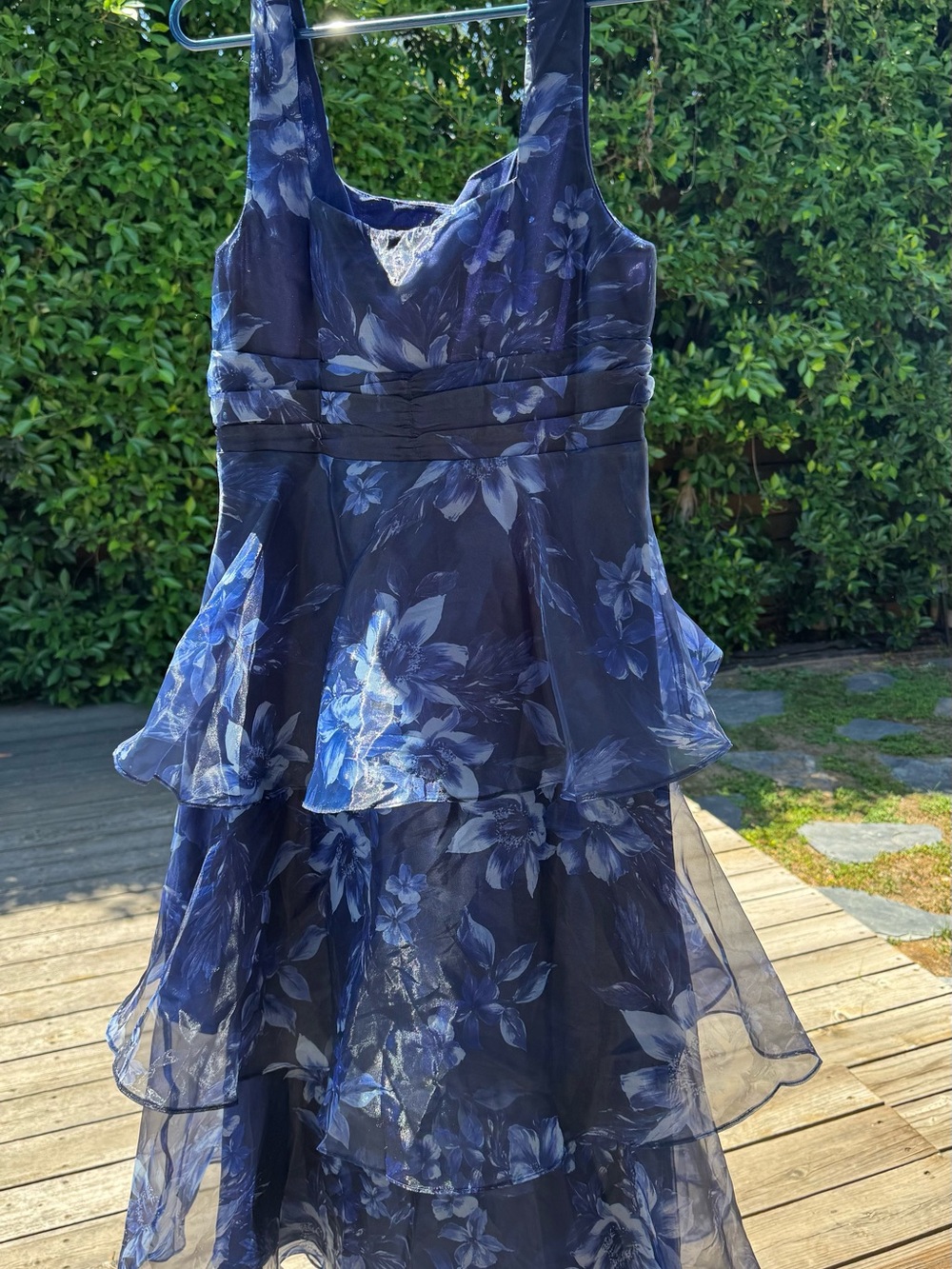 Lulus Navy Floral Organza Tiered Midi Dress Size L Wedding Guest Romantic